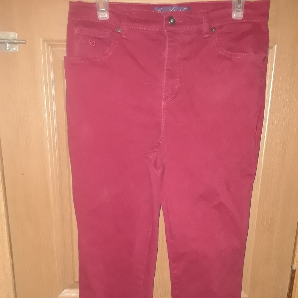 Gloria Vanderbilt jeans